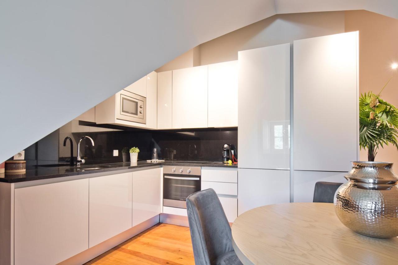 Iconic & Elegant Design 2 Bedroom Apt By Fs ลิสบอน ภายนอก รูปภาพ